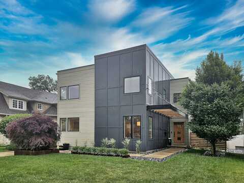 717 S Washington Street, Elmhurst, IL 60126