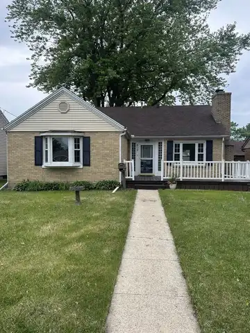 809 W 14th Street, Sterling, IL 61081