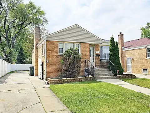 234 Rice Avenue, Bellwood, IL 60104