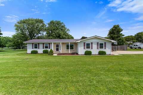 12015 Maple Hill Drive, Farmer City, IL 61842
