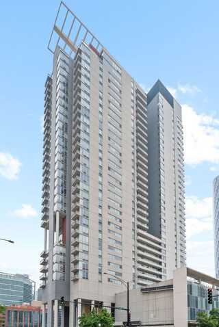 737 W Washington Boulevard, Chicago, IL 60661