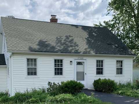 27568 N OWENS Road, Mundelein, IL 60060