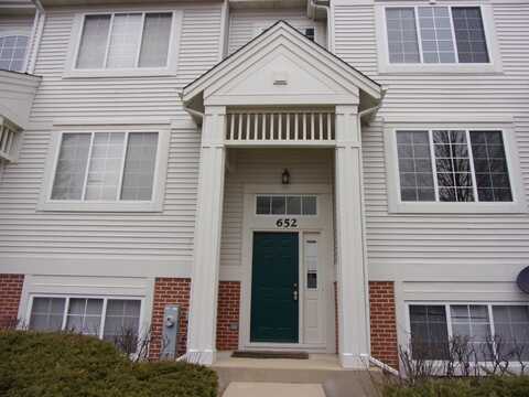 652 S Rosehall Lane, Round Lake, IL 60073
