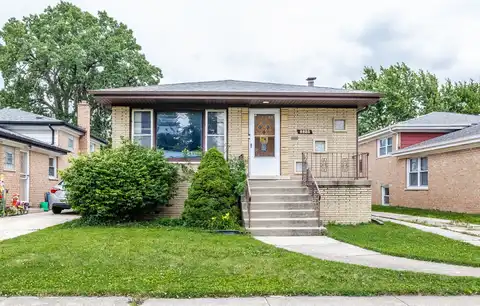 8825 S Richmond Avenue, Evergreen Park, IL 60805