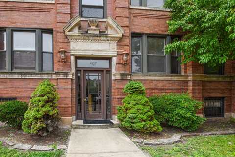 4220 S Champlain Avenue, Chicago, IL 60653