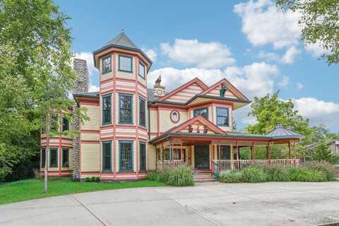 6022 S Peck Avenue, La Grange Highlands, IL 60525