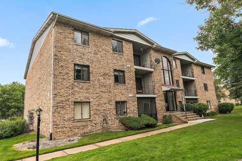 13248 W Circle Drive Parkway, Crestwood, IL 60418