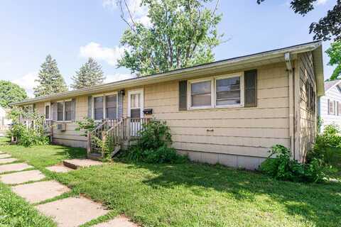650 N 11th Street, DeKalb, IL 60115