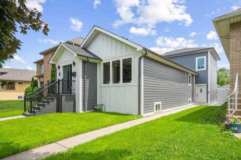 2563 Maple Street, River Grove, IL 60171