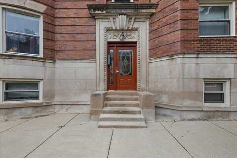 4351 S Forrestville Avenue, Chicago, IL 60653