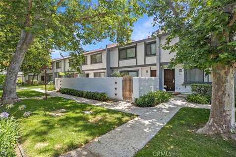 1910 W Palmyra Avenue, Orange, CA 92868