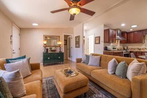109 Wabash Lane, Sugarloaf, CA 92386