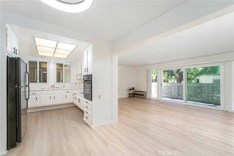 86 Calle Aragon, Laguna Woods, CA 92637