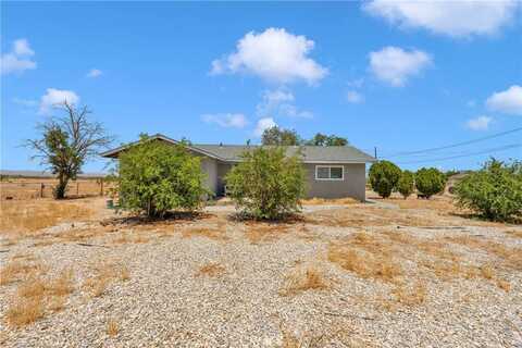 11806 Chamberlaine, Adelanto, CA 92301