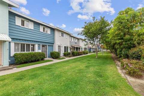 19880 Berkshire Lane, Huntington Beach, CA 92646