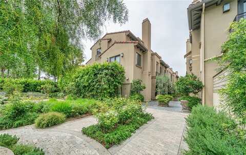823 S Bundy Drive, Los Angeles, CA 90049