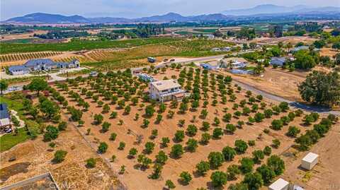 33851 Madera De Playa, Temecula, CA 92592