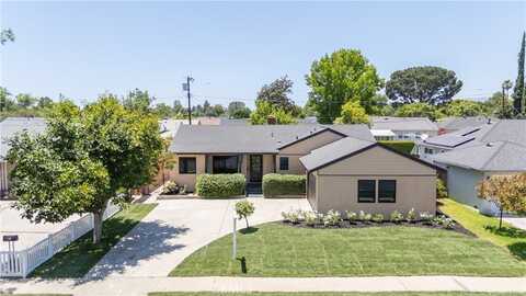 7521 Jumilla Avenue, Winnetka, CA 91306