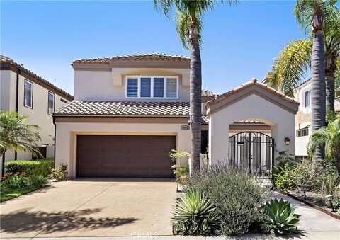 19025 Bayhill Lane, Huntington Beach, CA 92648