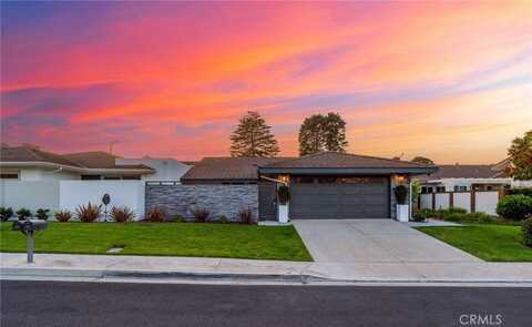 35 Beachcomber Drive, Corona del Mar, CA 92625