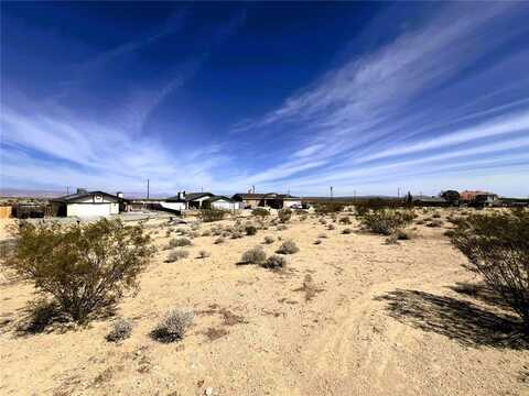 10550 N Garibaldi Drive, California City, CA 93505