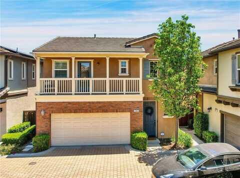 205 West Sparkleberry Avenue, Orange, CA 92865