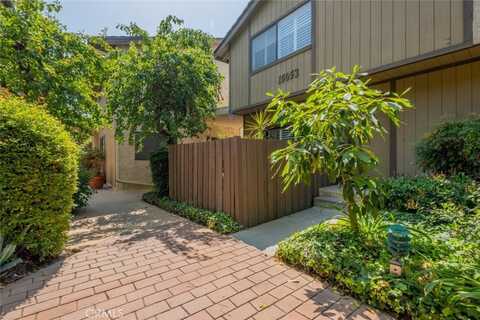 15053 Sherman Way, Van Nuys, CA 91405