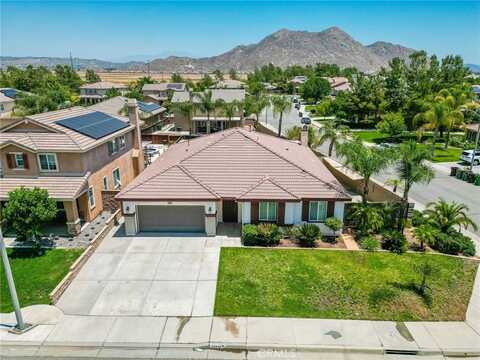 26946 Shelter Cove Court, Menifee, CA 92585