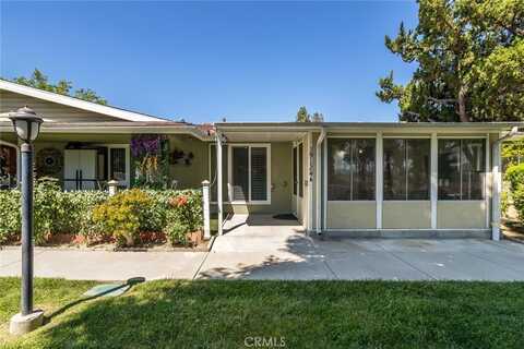 19124 Avenue Of The Oaks, Newhall, CA 91321