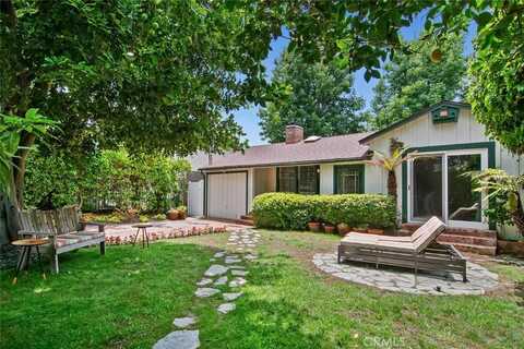 12744 Sarah Street, Studio City, CA 91604