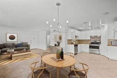 18555 Collins Street, Tarzana, CA 91356