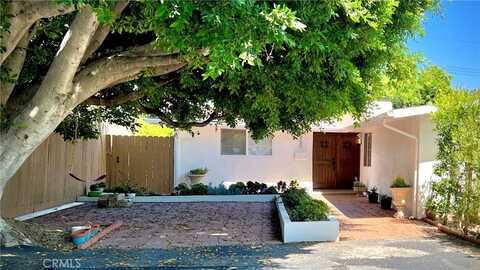 7950 Capistrano Avenue, West Hills, CA 91304