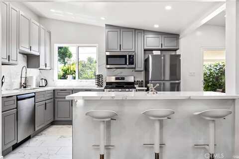 6535 Mary Ellen Avenue, Valley Glen, CA 91401