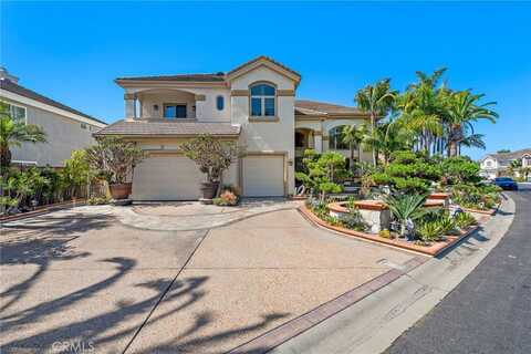 18711 Jockey Circle, Huntington Beach, CA 92648