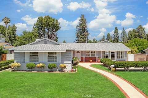 7446 Woodlake Avenue, West Hills, CA 91307