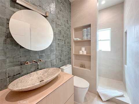 1246 S Gertruda Avenue, Redondo Beach, CA 90277