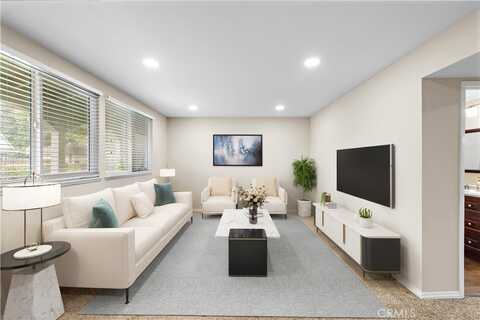 4690 Larwin Avenue, Cypress, CA 90630