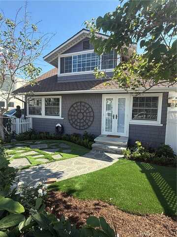 437 Cypress Drive, Laguna Beach, CA 92651
