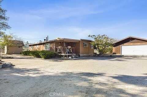 10809 Sierra Vista Road, Phelan, CA 92371