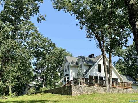 6990 Warrenton Road, Guntersville, AL 35976