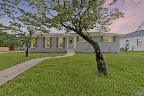1401 Woodmont Avenue SE, Huntsville, AL 35801