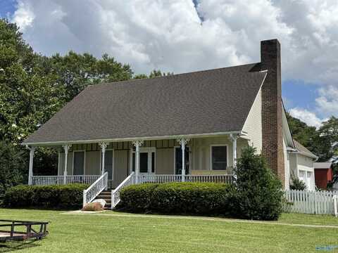 102 W Lane Street, Albertville, AL 35950