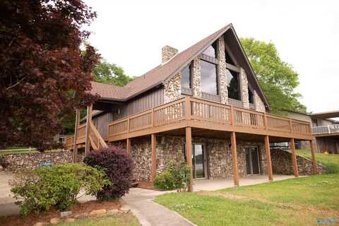 418 Riverton Drive, Rainbow City, AL 35906