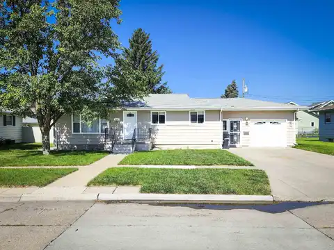604 S 15th St, Norfolk, NE 68701