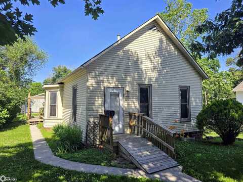 410 N Sycamore Street, Creston, IA 50801