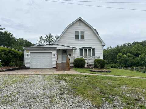 1220 Elm Street, Hamilton, IL 62379