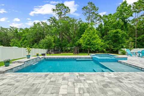 607 NARROWLEAF Drive, St. Johns, FL 32259