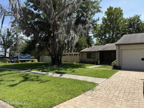 10511 TANGLEWILDE Drive W, Jacksonville, FL 32257