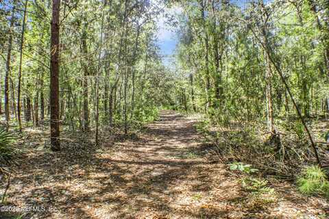 115 CORAL Avenue, Interlachen, FL 32148
