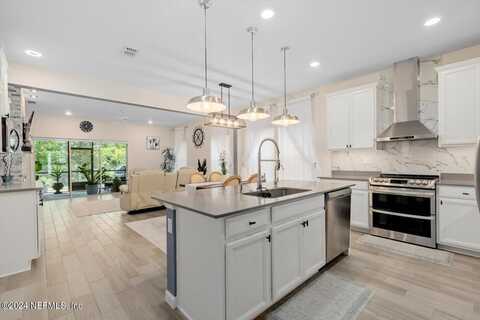 10171 NALA Lane, Jacksonville, FL 32218